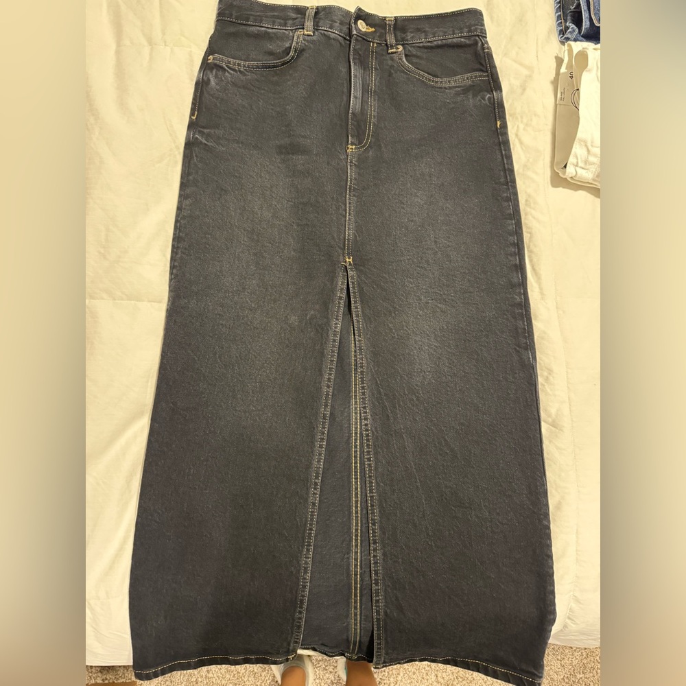 Denim midi skirt with front slit